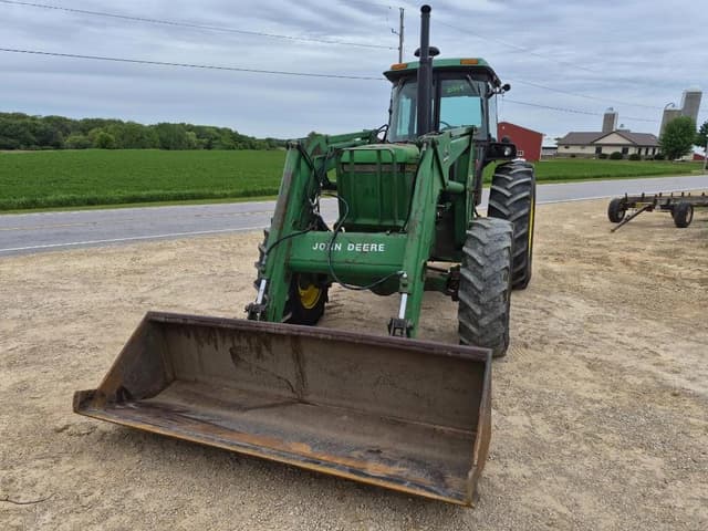 Image of John Deere 4450 equipment image 1