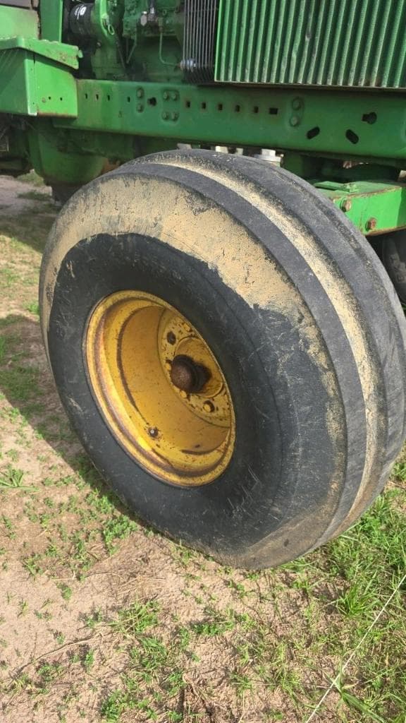 Image of John Deere 4450 equipment image 2