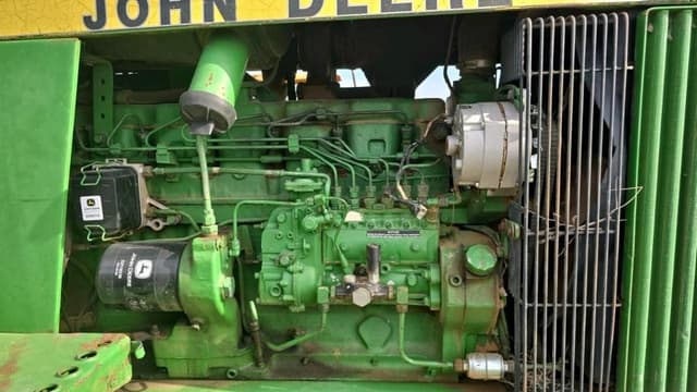 Image of John Deere 4450 equipment image 3