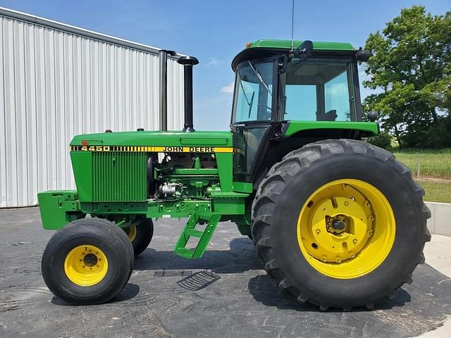 Image of John Deere 4450 equipment image 1