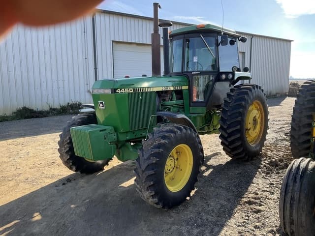 Image of John Deere 4450 equipment image 2