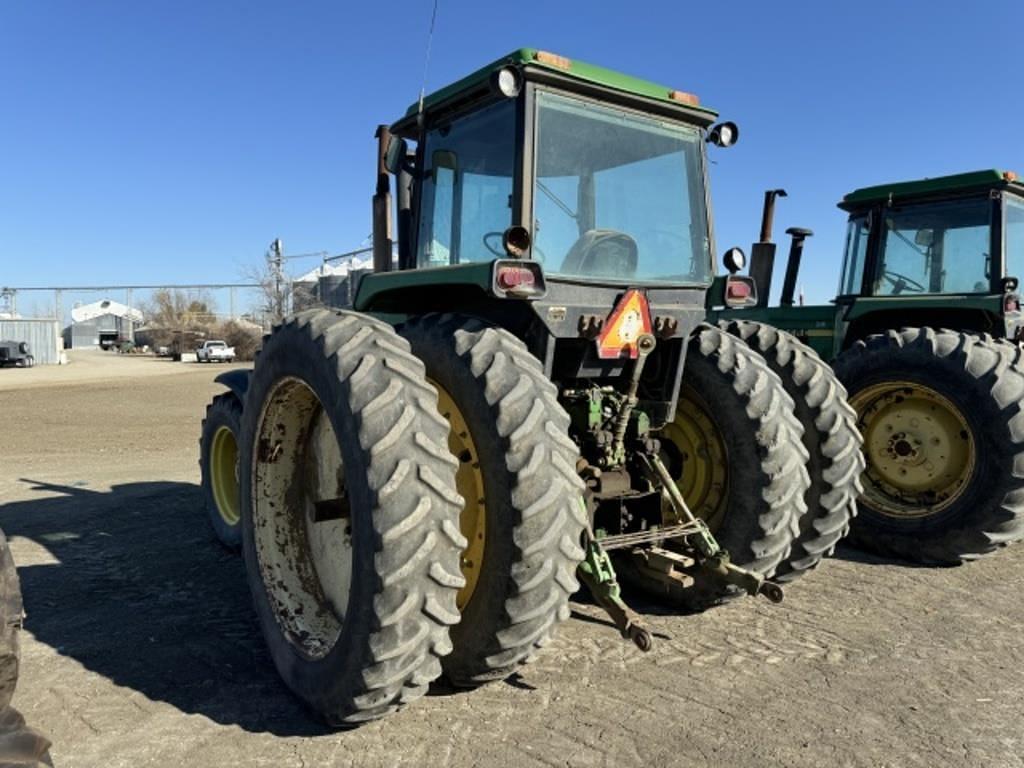 Image of John Deere 4450 Image 1