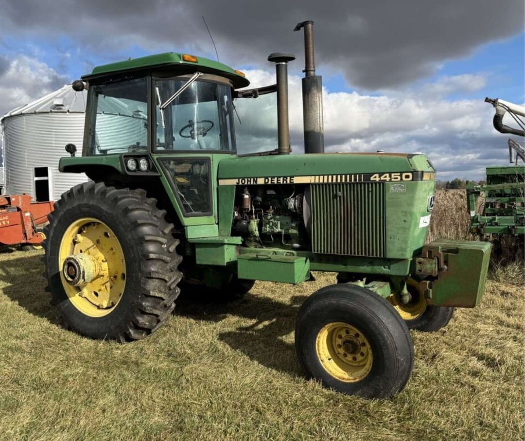 Image of John Deere 4450 Primary image
