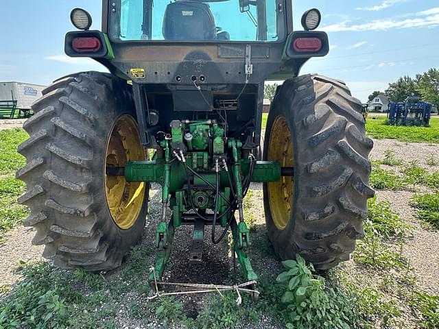 Image of John Deere 4450 equipment image 3