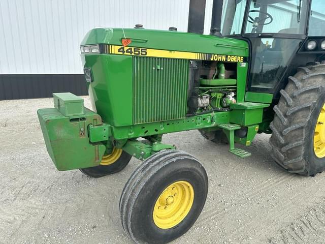 Image of John Deere 4455 equipment image 4