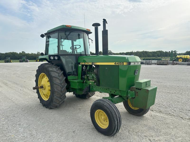 Image of John Deere 4455 Primary image