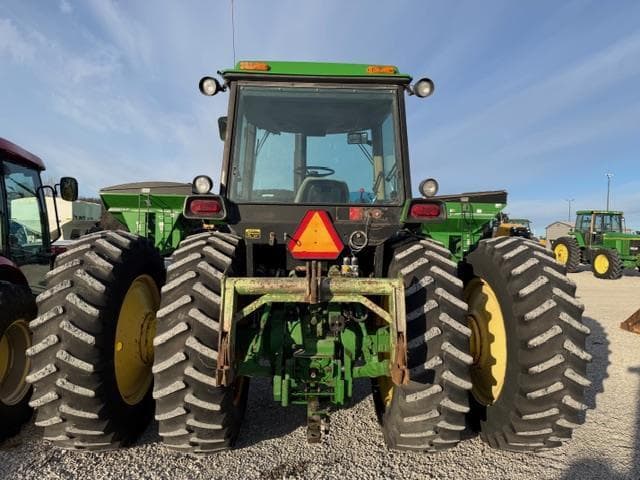 Image of John Deere 4455 equipment image 3