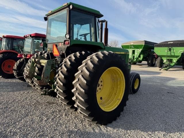 Image of John Deere 4455 equipment image 2