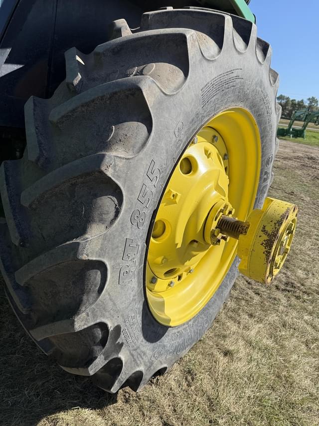 Image of John Deere 4455 equipment image 4