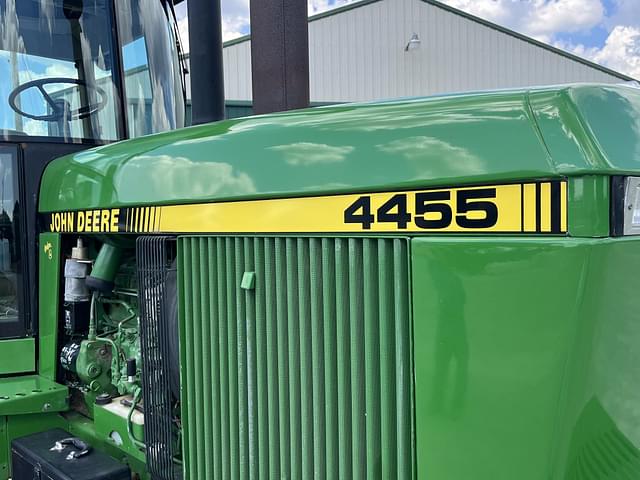 Image of John Deere 4455 equipment image 4