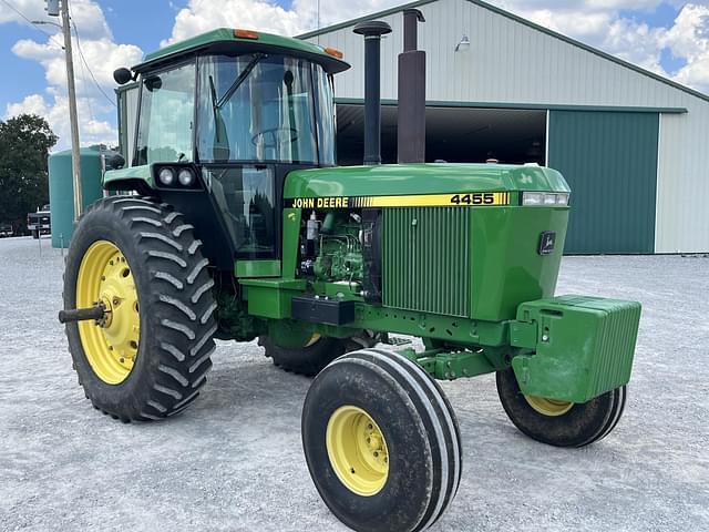 Image of John Deere 4455 equipment image 1