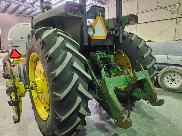 Image of John Deere 4455 equipment image 4