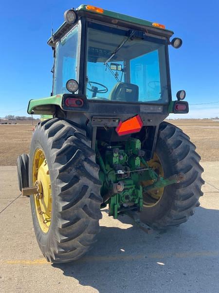 Image of John Deere 4455 equipment image 3