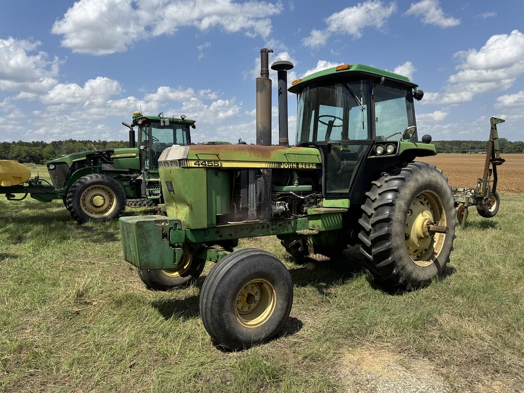 Image of John Deere 4455 Primary image
