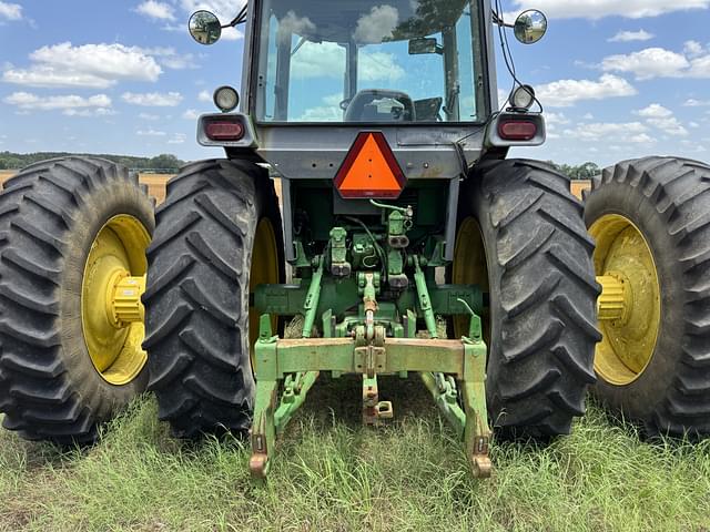 Image of John Deere 4455 equipment image 4