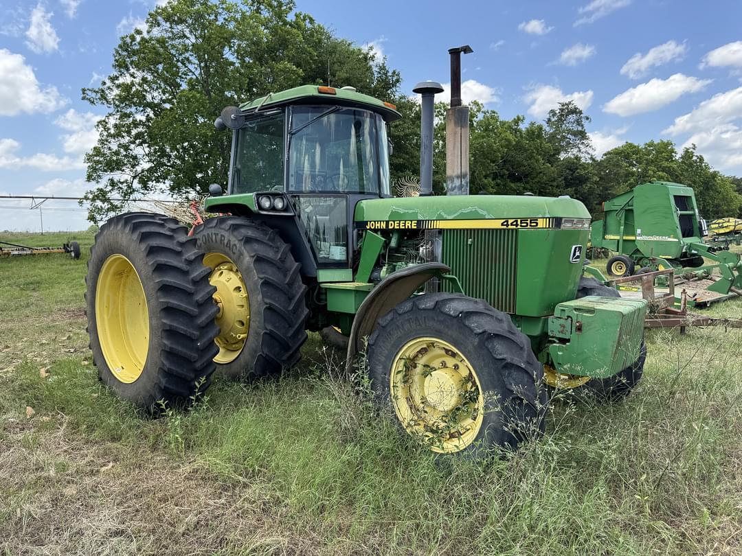 Image of John Deere 4455 Primary image