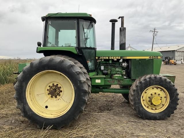 Image of John Deere 4455 equipment image 4