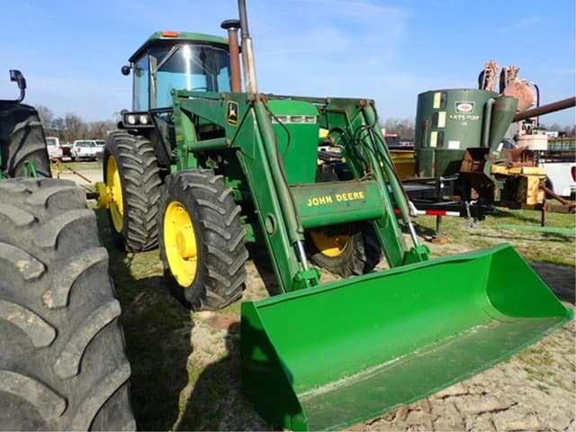 Image of John Deere 4455 equipment image 2