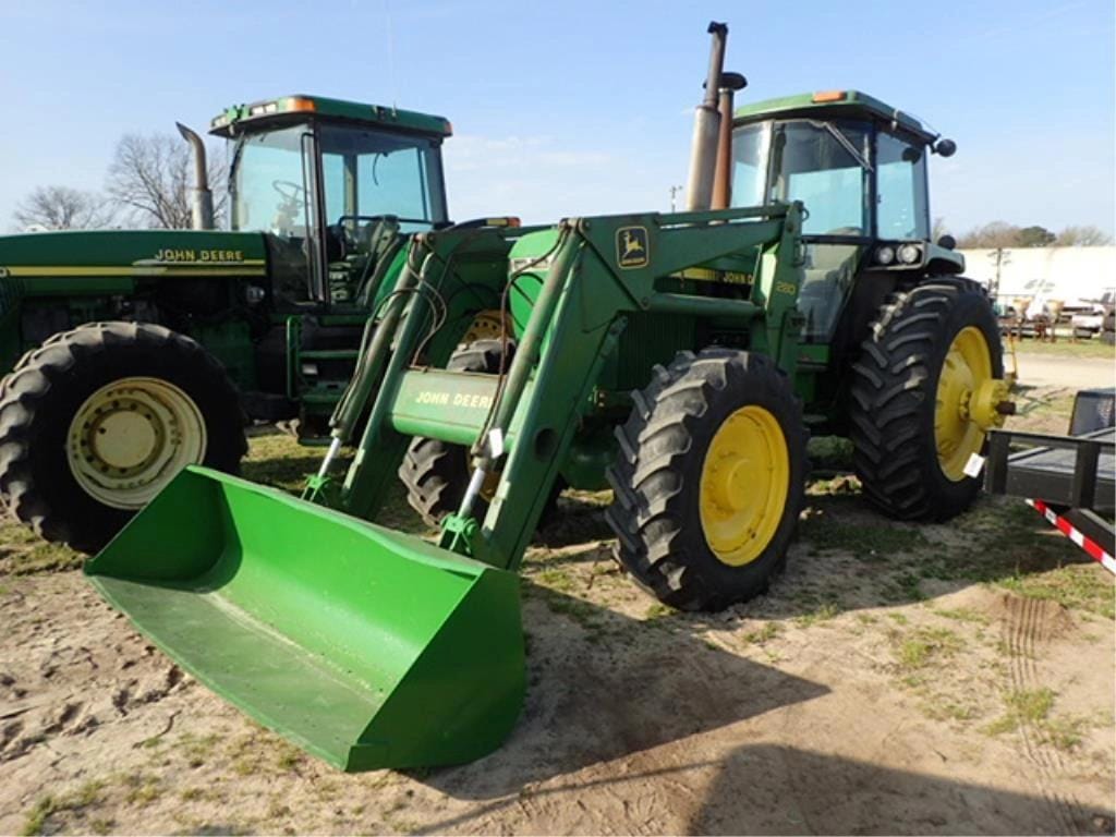 John Deere 4455 Equipment Image0