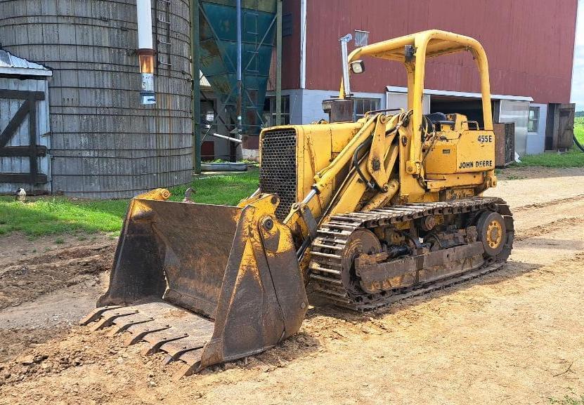 Image of John Deere 455E Primary image