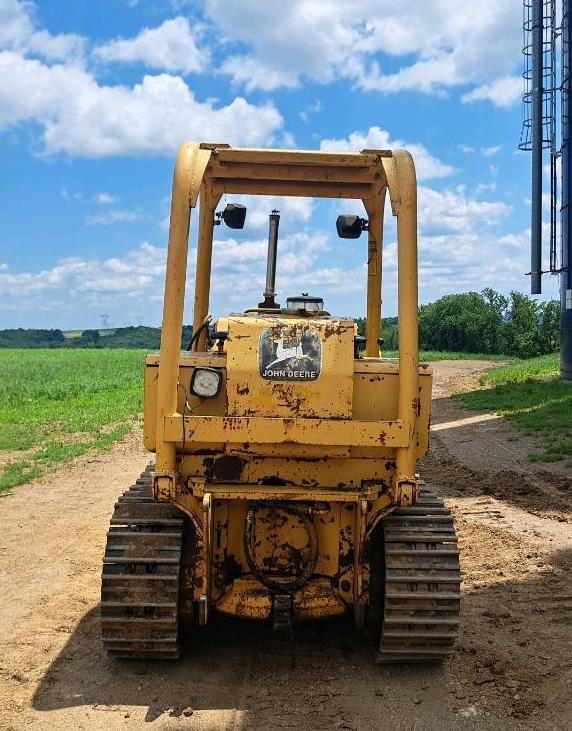 Image of John Deere 455E equipment image 4