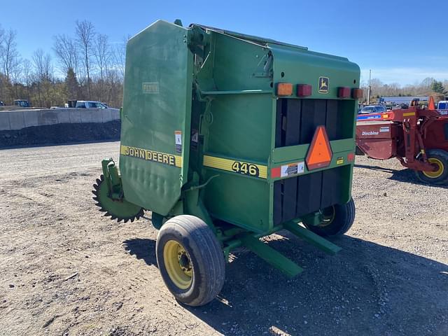 Image of John Deere 446 equipment image 3