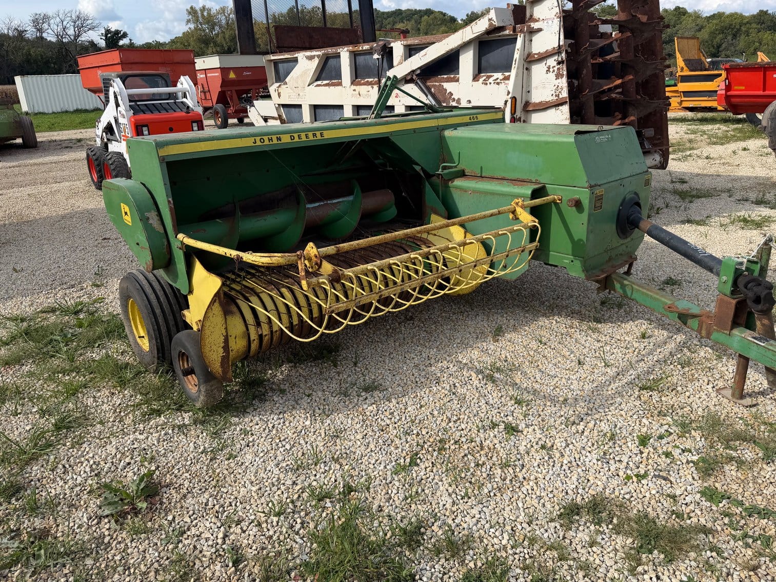 John Deere 466 Equipment Image0