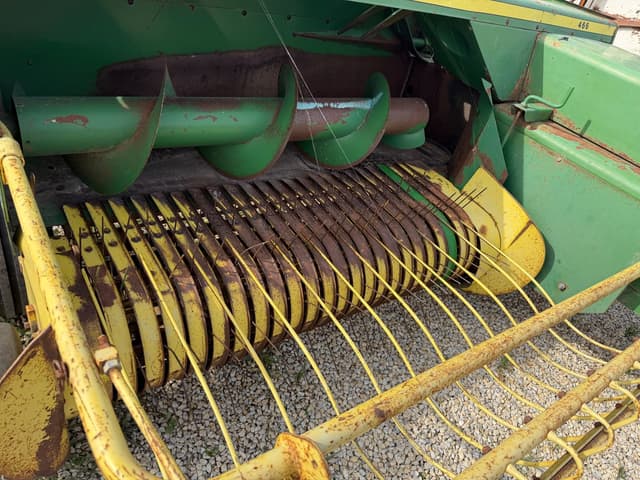 Image of John Deere 466 equipment image 1