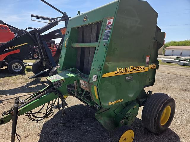Image of John Deere 447 equipment image 3