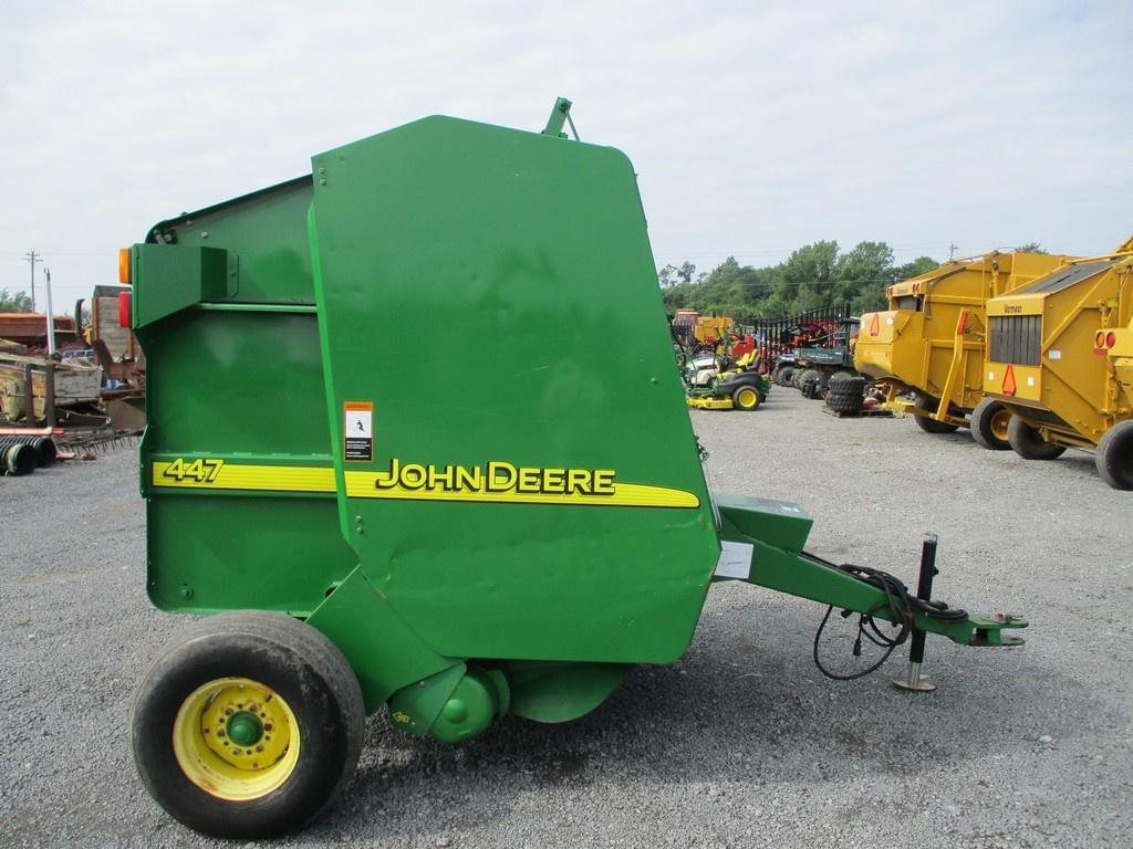 Image of John Deere 447 Primary image
