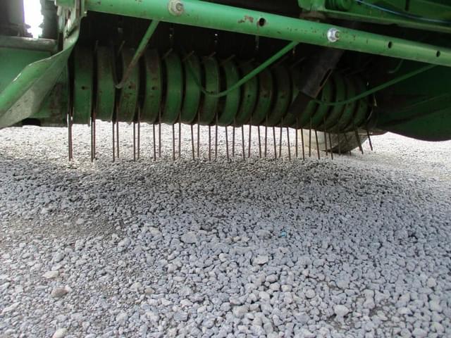 Image of John Deere 447 equipment image 4