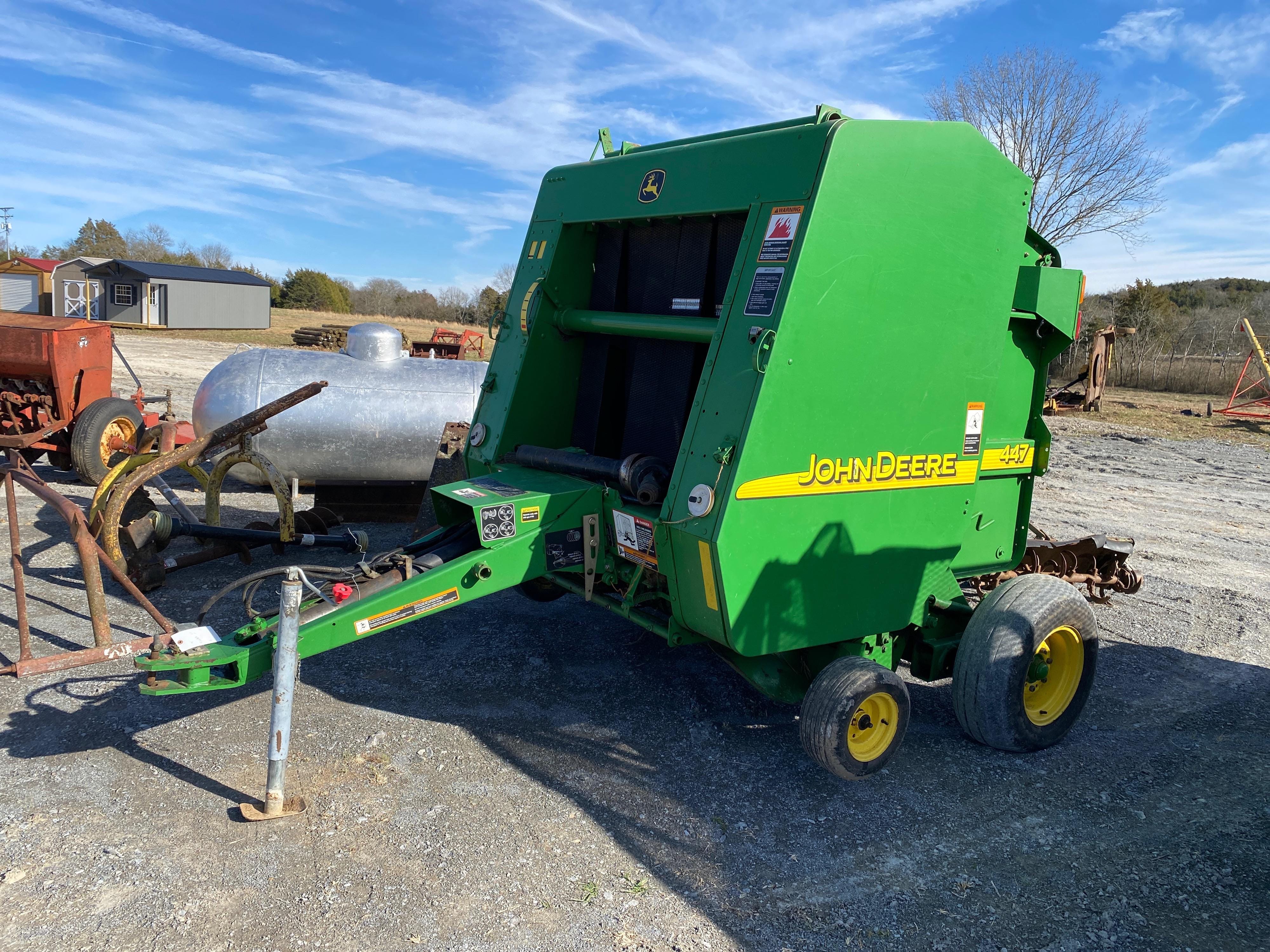 Main image John Deere 447
