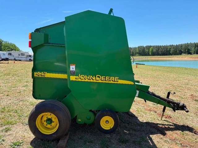 Image of John Deere 447 equipment image 2