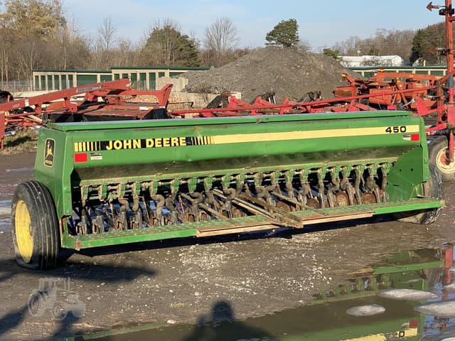 Image of John Deere 450 equipment image 2
