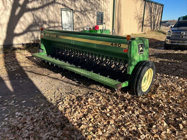 Image of John Deere 450 equipment image 1