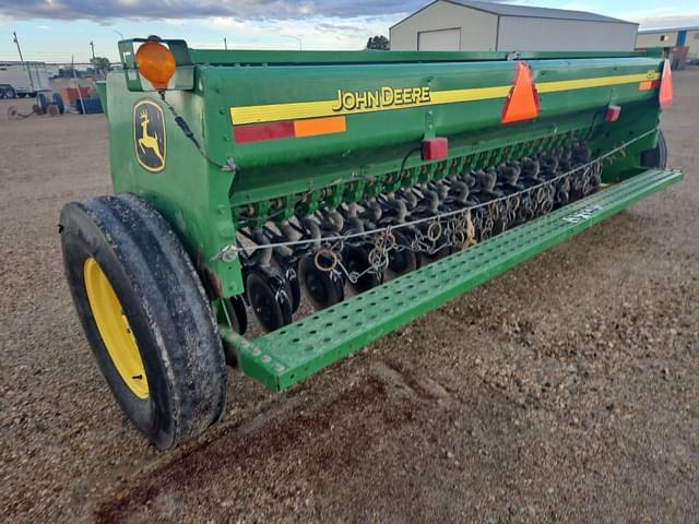 Image of John Deere 450 equipment image 3