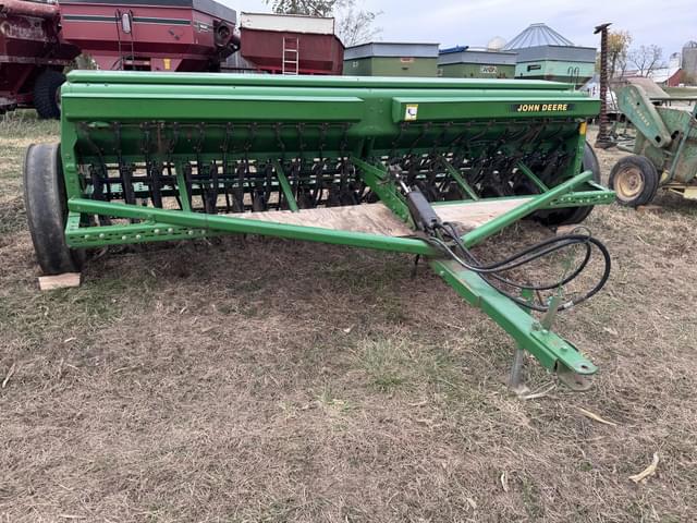 Image of John Deere 450 equipment image 1