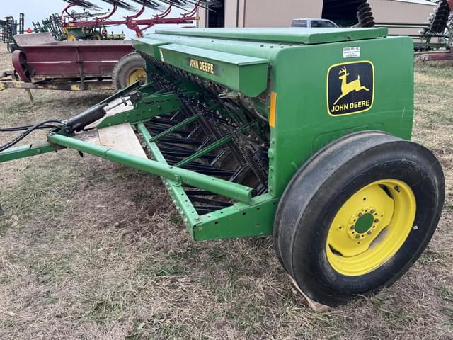 Image of John Deere 450 equipment image 4