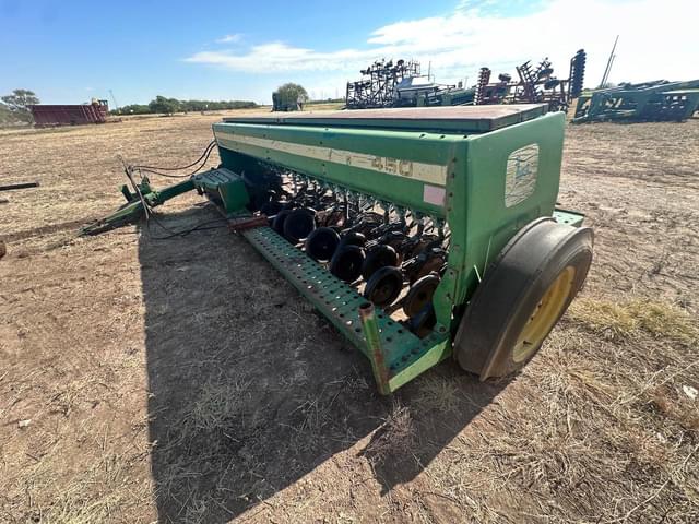 Image of John Deere 450 equipment image 2