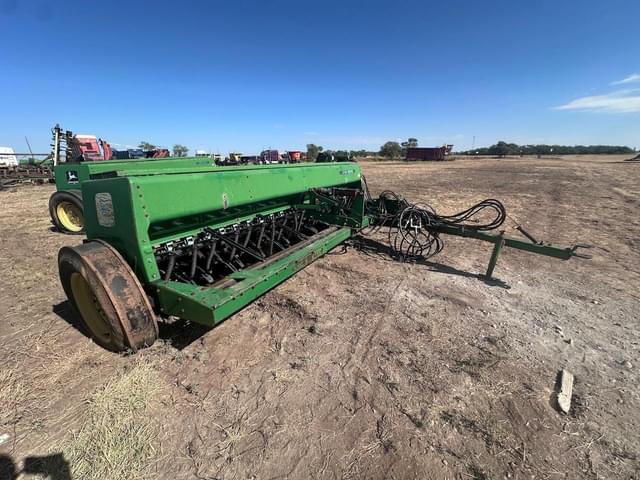 Image of John Deere 450 equipment image 3