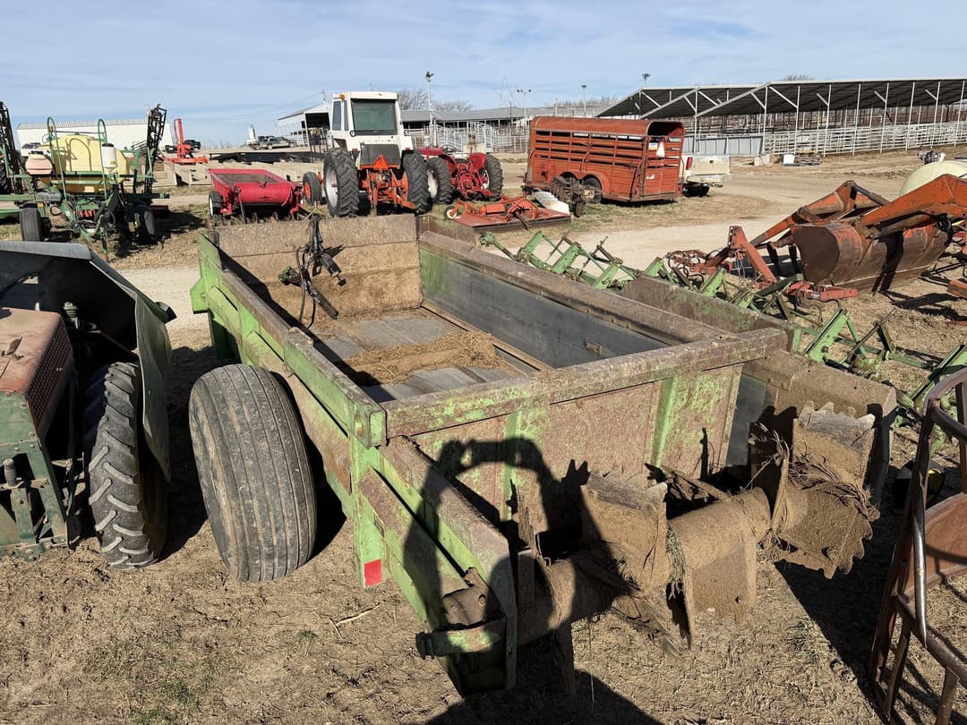 Image of John Deere 450 Image 1