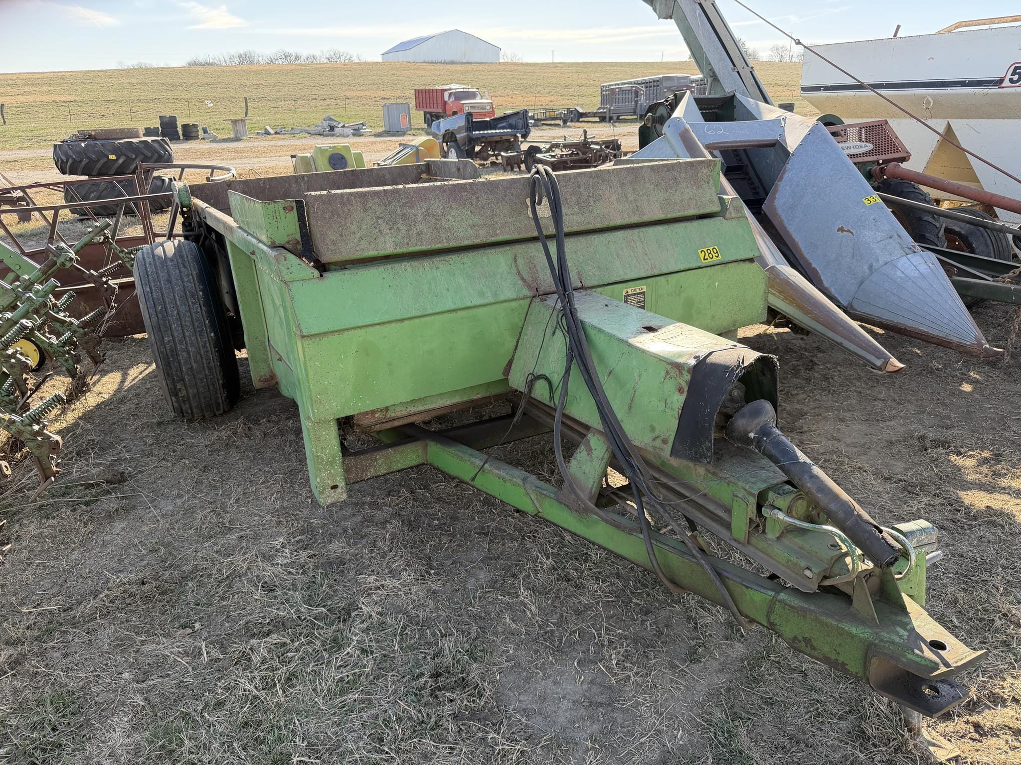 John Deere 450 Equipment Image0
