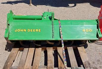 John Deere 450 Equipment Image0