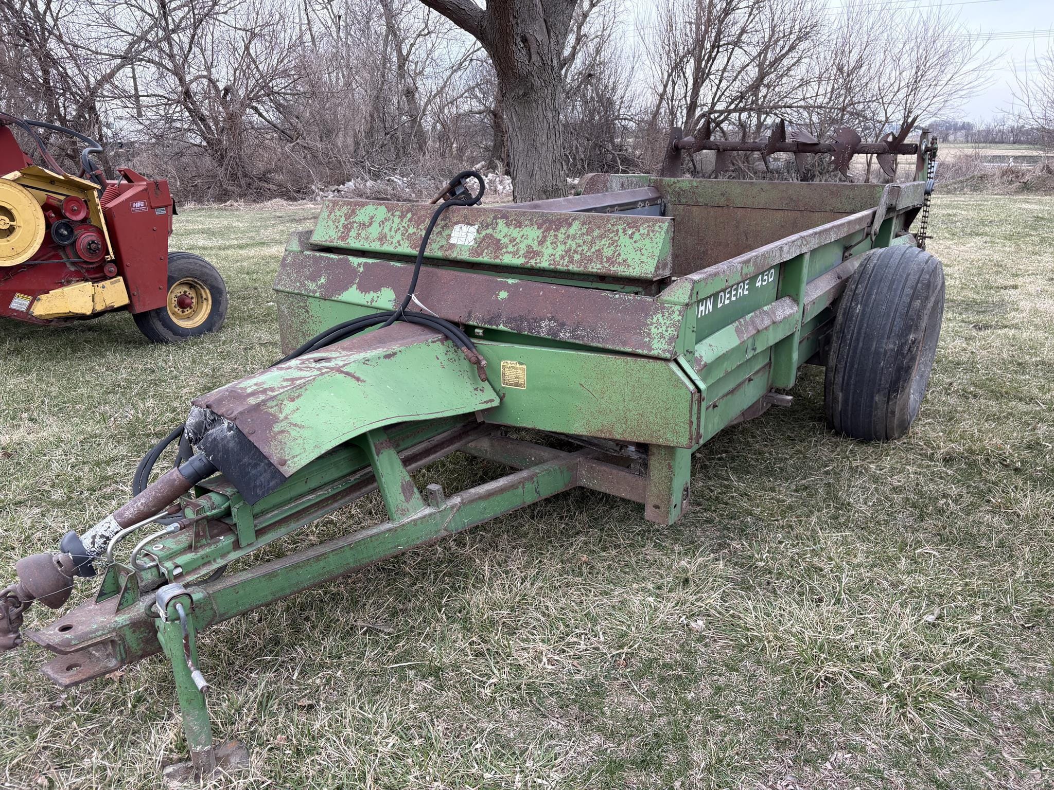 John Deere 450 Equipment Image0
