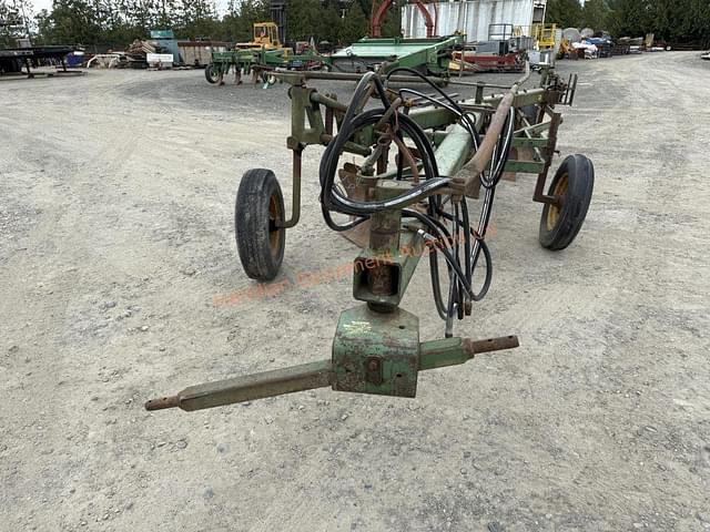 Image of John Deere 450 equipment image 3