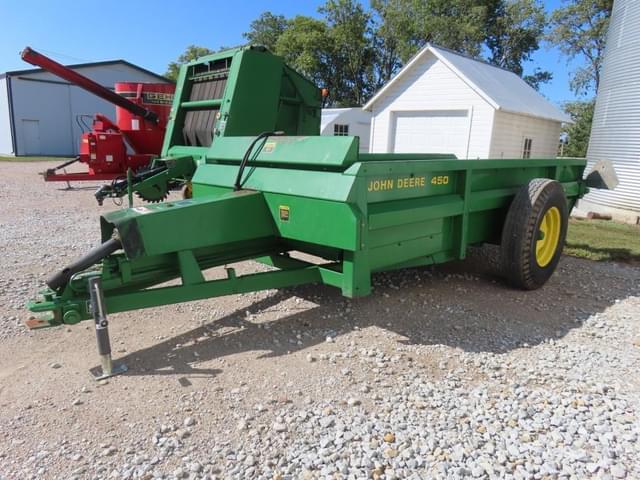 Image of John Deere 450 equipment image 1
