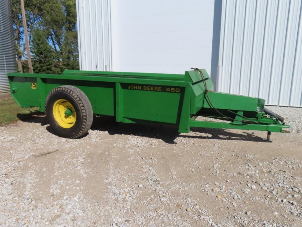 John Deere 450 Equipment Image0
