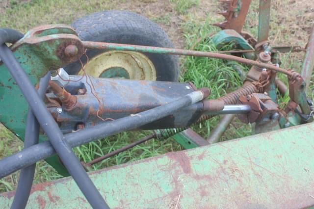 Image of John Deere 450 equipment image 2