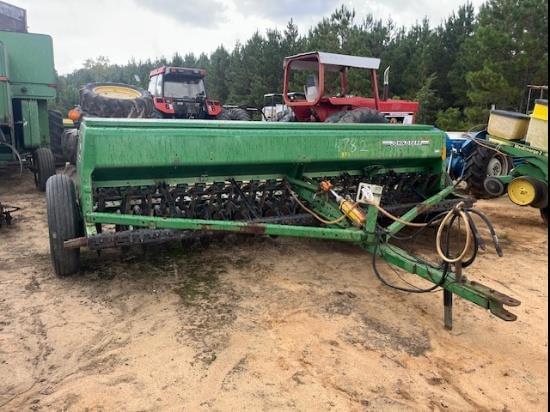 Image of John Deere 450 Primary image