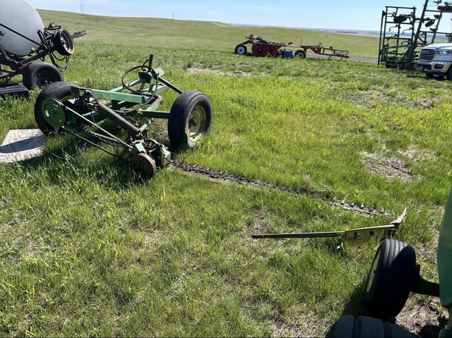 Image of John Deere 450 equipment image 2